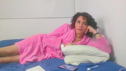 Sara  Juan online show from January 2025 05:26:02 AM