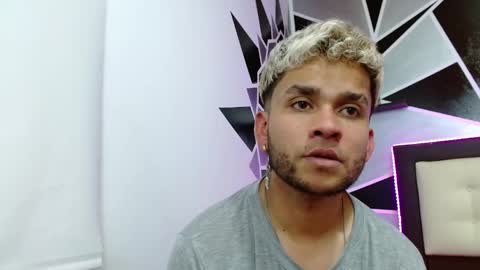 Sara  Juan online show from March 2025 08:41:02 AM