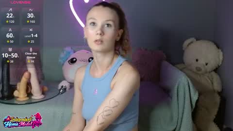 Snapshot of bea_doll chatting on June 2026 02:53:01 AM Bea online show from June 2026 02:53:01 AM