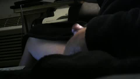 bear4146 online show from September 2025 01:00:01 PM