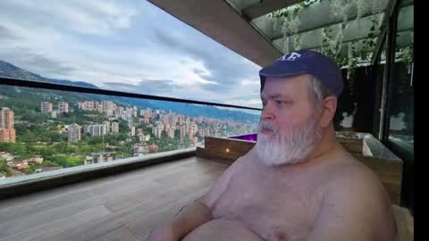 Dookie online show from September 2025 06:51:02 PM