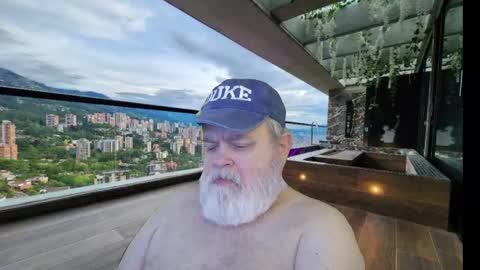 Dookie online show from September 2025 06:29:02 PM