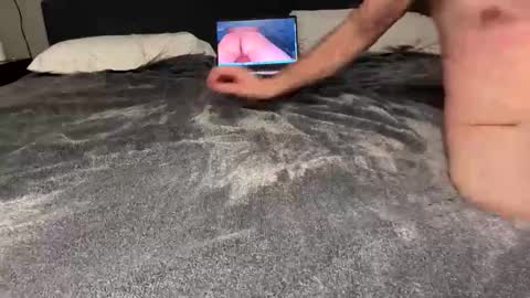 beard_papa online show from November 2025 05:13:02 AM