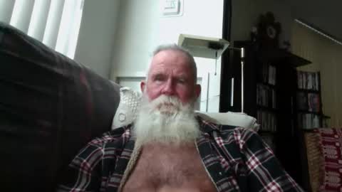 beardbushy online show from January 2026 06:13:01 PM