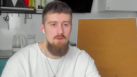 Zeus online show from February 2025 08:26:01 PM