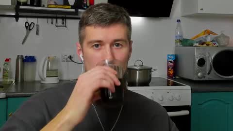 Zeus online show from October 2025 09:34:01 PM