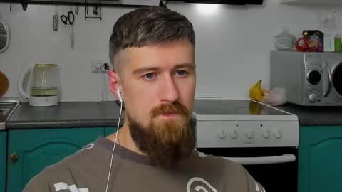 Zeus online show from November 2025 10:19:01 PM