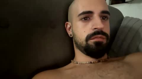 Ask me online show from October 2025 09:56:01 PM