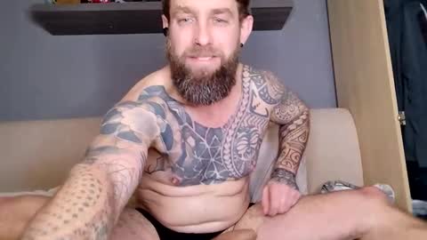 Snapshot of beardedtattedguy chatting on January 2026 01:59:01 PM beardedtattedguy online show from January 2026 01:59:01 PM