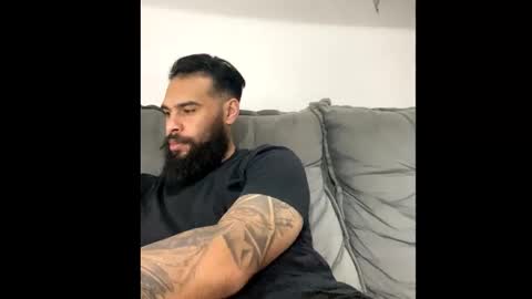 Min online show from October 2025 05:16:02 AM