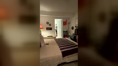 bearmeat4you online show from April 2026 04:30:01 AM