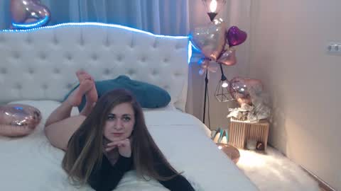 Snapshot of beataangel chatting on February 2025 01:39:02 PM beataangel online show from February 2025 01:39:02 PM