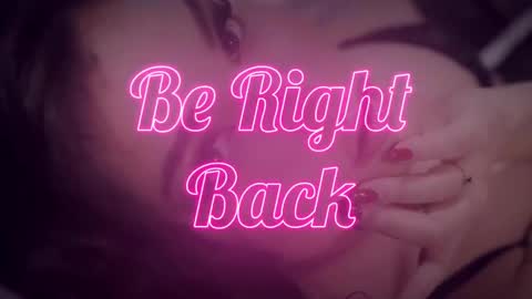 Snapshot of beatricefawne chatting on February 2025 10:39:02 PM Bzzz Bea online show from February 2025 10:39:02 PM