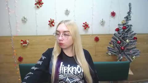 BeatriceFlyy online show from January 2025 01:12:01 PM