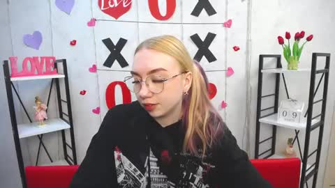 BeatriceFlyy online show from March 2025 09:43:01 AM