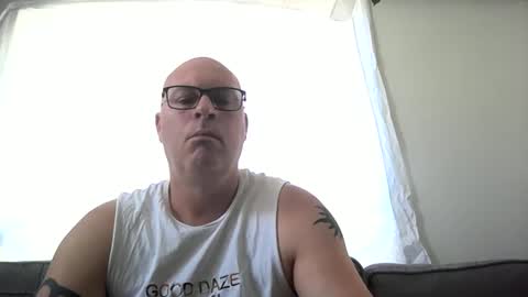 Snapshot of beatsboy87 chatting on January 2025 01:10:01 AM beatsboy87 online show from January 2025 01:10:01 AM