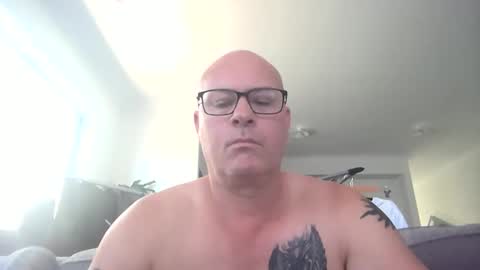 Snapshot of beatsboy87 chatting on February 2025 03:52:02 AM beatsboy87 online show from February 2025 03:52:02 AM