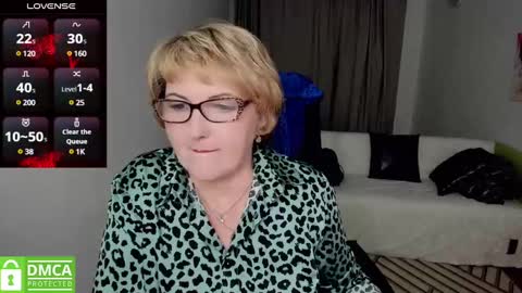 Snapshot of beautiful_lina7 chatting on January 2025 03:08:01 PM your Lana online show from January 2025 03:08:01 PM