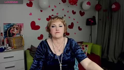 Snapshot of beautiful_lina7 chatting on February 2025 10:51:02 PM your Lana online show from February 2025 10:51:02 PM