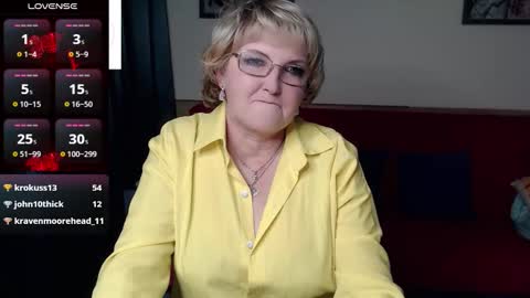 Snapshot of beautiful_lina7 chatting on September 2025 02:11:01 PM your Lana online show from September 2025 02:11:01 PM