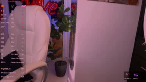 Chleo online show from February 2025 04:36:02 AM