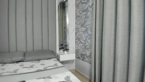 Snapshot of beautifulgirl4u_ chatting on June 2026 11:44:01 PM online show from June 2026 11:44:01 PM