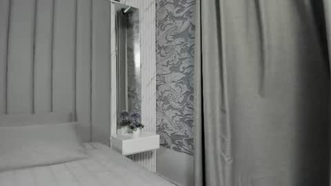 Snapshot of beautifulgirl4u_ chatting on June 2026 11:20:01 PM online show from June 2026 11:20:01 PM
