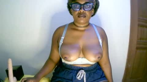 beautifulpeach2 online show from January 2025 04:02:02 AM