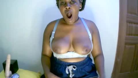 beautifulpeach2 online show from January 2025 07:25:01 AM