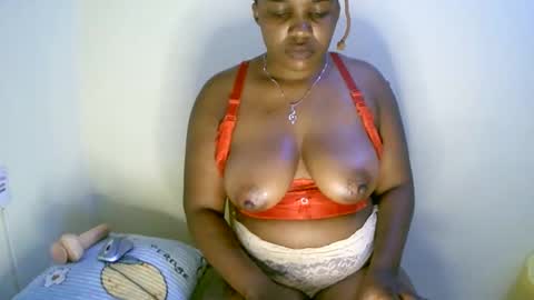 beautifulpeach2 online show from February 2025 04:37:02 AM