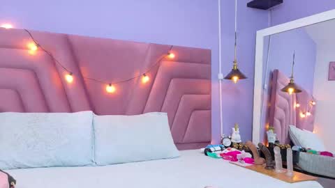 Shalom  online show from December 2025 08:28:02 PM