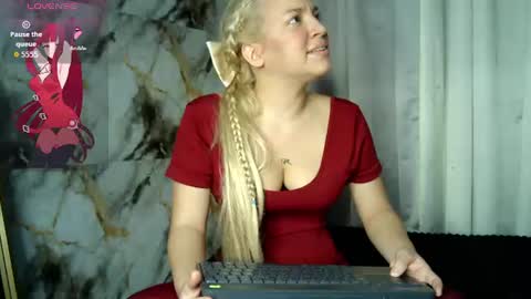 Snapshot of beauty_lana18 chatting on July 2026 01:15:02 AM lana online show from July 2026 01:15:02 AM