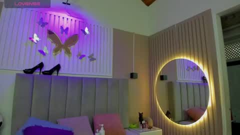 Snapshot of beauty_milf4 chatting on July 2026 11:34:01 AM Chantall online show from July 2026 11:34:01 AM