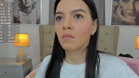 Snapshot of beautyari_ chatting on November 2025 12:19:02 PM Ariana Reyes online show from November 2025 12:19:02 PM