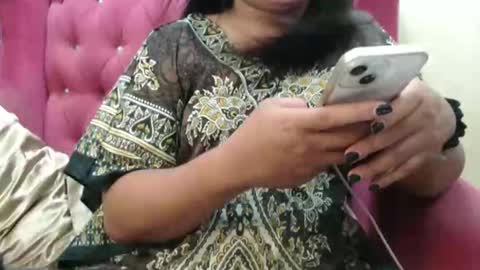 Snapshot of beautybuzz chatting on March 2026 05:28:01 PM beautybuzz online show from March 2026 05:28:01 PM