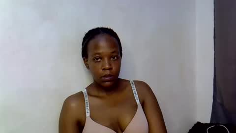 Snapshot of beautygal9 chatting on March 2026 08:19:01 AM beautygal online show from March 2026 08:19:01 AM