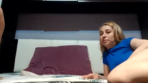 Eva online show from April 2026 08:01:02 PM