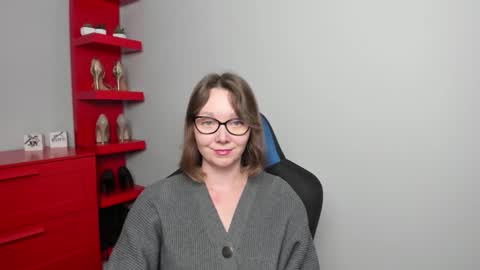 Zoe online show from December 2025 08:00:01 AM