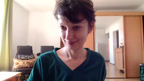 Snapshot of bebacksooon chatting on May 2026 12:24:02 PM Raluca online show from May 2026 12:24:02 PM