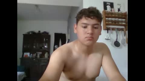 bebote0020 online show from November 2025 01:54:02 PM