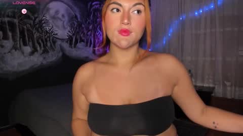 Rebecca  online show from October 2025 02:22:02 AM