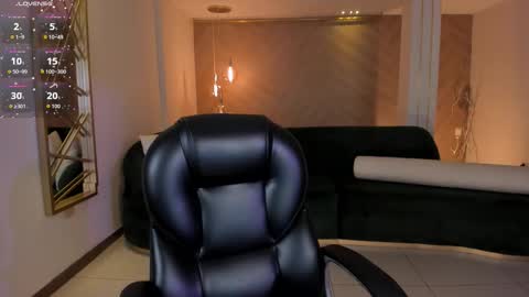 Am Becca online show from September 2025 07:50:02 PM