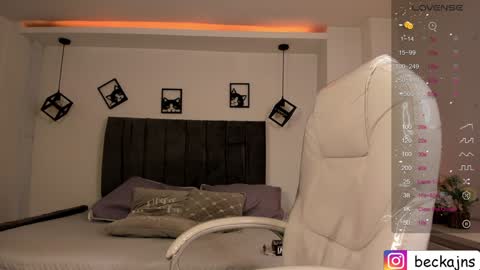 Marzhie online show from January 2025 05:17:01 PM