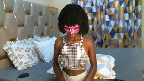 Snapshot of beckyberry24 chatting on November 2025 08:00:02 AM jamie online show from November 2025 08:00:02 AM