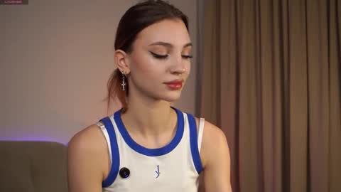 Melissa online show from October 2025 03:13:01 PM