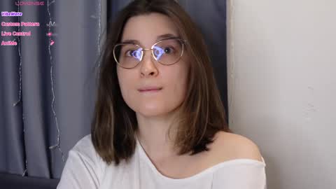 BeckyMartens come join me on    while im offline here  online show from September 2025 02:11:02 AM