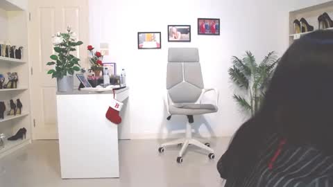 Bee if you ever see the girl who can take 12 inch all the way inside the ass try me online show from January 2025 03:11:02 AM