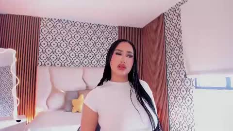 BELLA online show from July 2026 12:54:02 PM