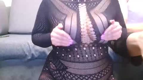 behindcloseddoors8 online show from October 2025 09:34:01 PM