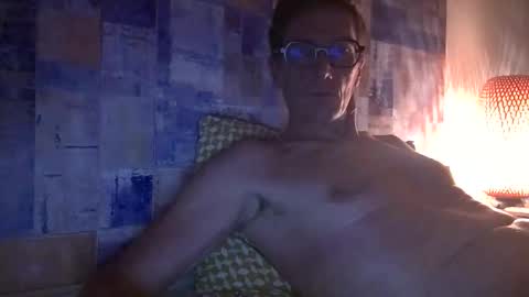 SexFriendFrance online show from November 2025 08:30:01 PM